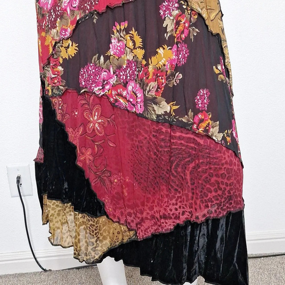 Koret Velvet Whimsy Goth Animal Print Floral Romantic Goth Maxi Witchy Skirt S/P - Picture 3 of 13